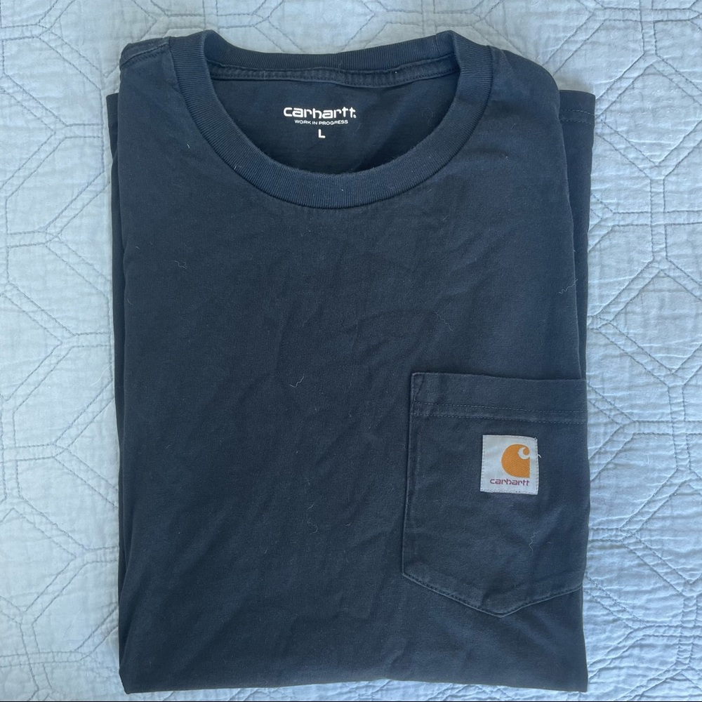 Mens Large CarHartt- Black Tee